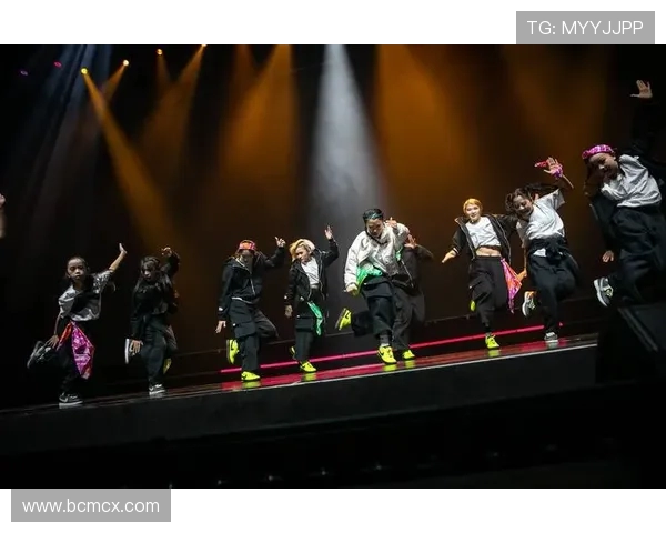 街舞盛宴：深入解析北京街舞队的团队协作与创意碰撞