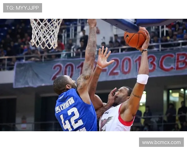 2015年NBA雷霆与掘金激战回顾球星表现与精彩瞬间分析